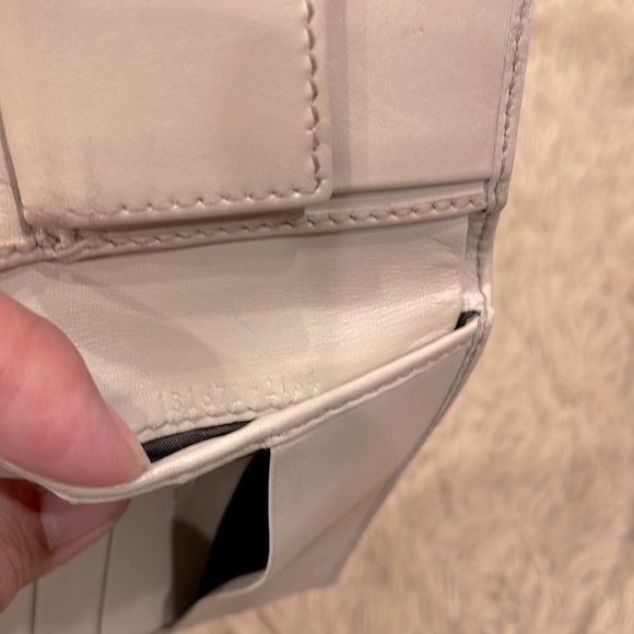 Gucci bifold wallet - Picture 15 of 16